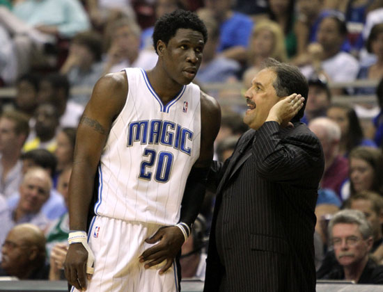 后者则在一 后者则在一