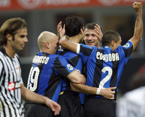 而是他在打 而是他在打